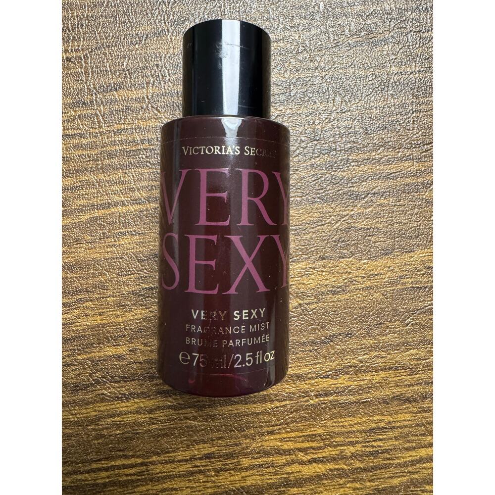 Victoria's Secret Very Sexy Women's Long Lasting Travel Fragrance Mist - 2.5 oz